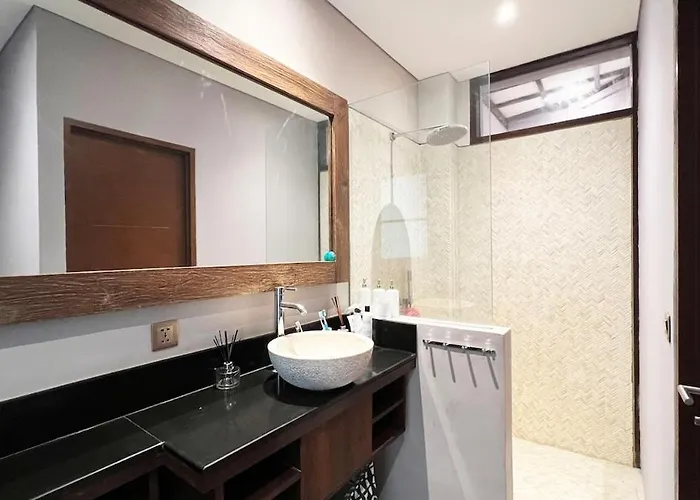 Stylish 4 Bedrooms In Umalas ヴィラ *